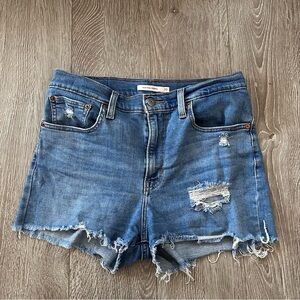 Levi's High Rise Shorts - Size 30 - Denim Casual Summer